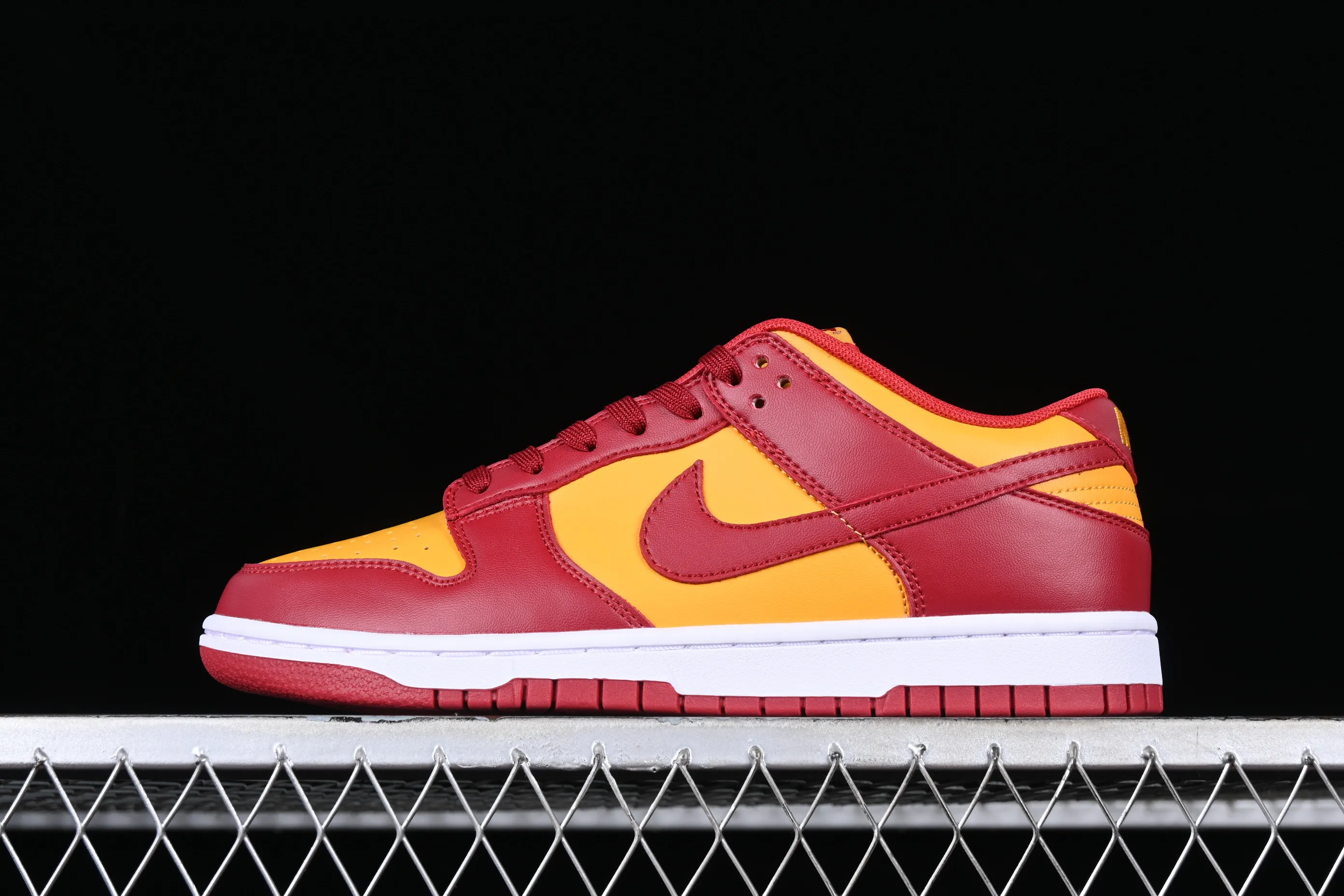 All categories Nk SB Dunk series Nk SB Dunk Low low-top sneakers Nk SB Dunk Low "Midas Gold" tomato scrambled egg color SB low-top sports and leisure sneakers DD1391-701
